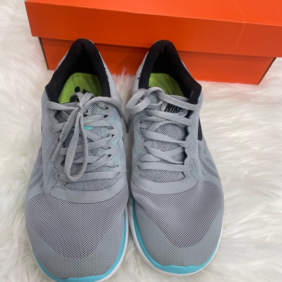 Nike Free 4.0 - Picture 6 of 7